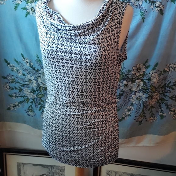 Dana Buchman Tops - Dana Buchanan  Top  A96